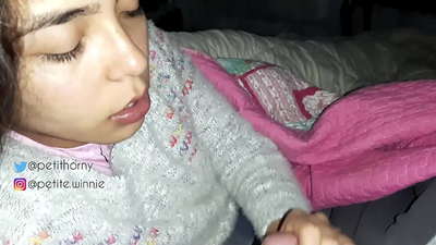 MI GLUTAS LA ĈIUMAN AKUMULITAN LAKTON DE MIA EDZO - MONTRI LINGVOKUN KUN SKUMO